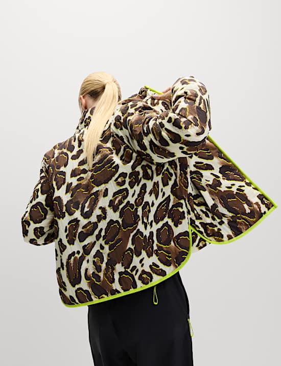 ז'קט מרופד עם צווארון נשפך והדפס