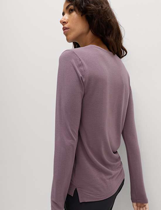 Textured Crew Neck Top