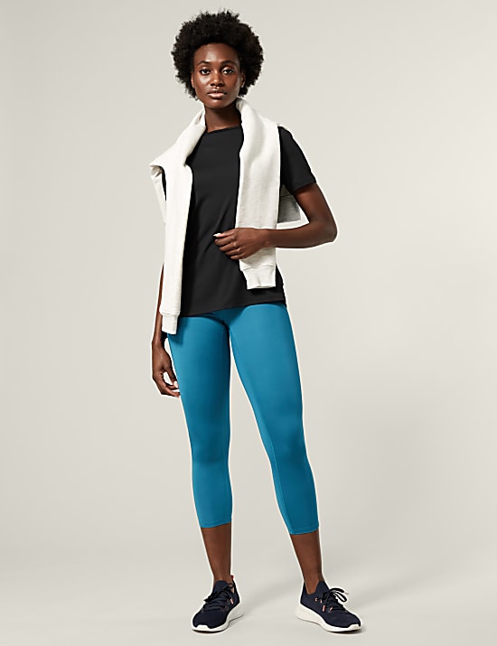 Go Move High Waisted 7/8 Gym Leggings