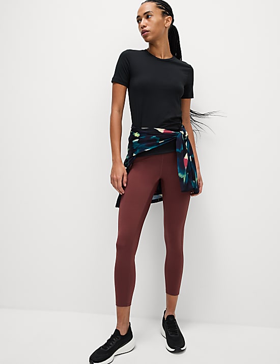 Go Move High Waisted 7/8 Gym Leggings