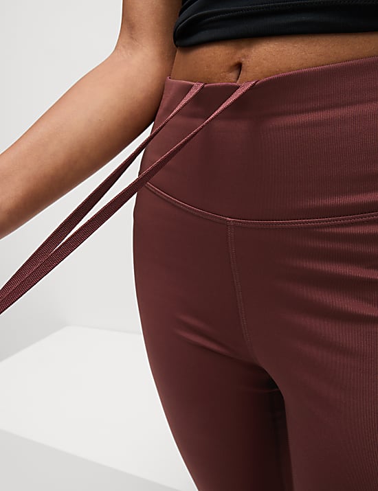 Go Move High Waisted 7/8 Gym Leggings