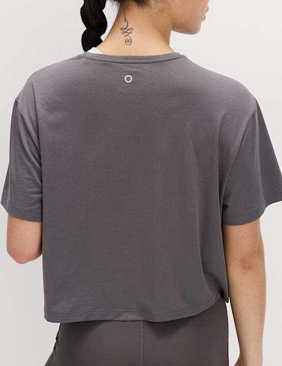 Essential Round Neck Boxy T-Shirt