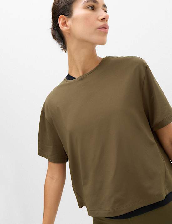 Onmisbaar, ruimvallend T-shirt met ronde hals