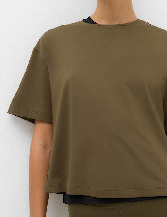 Onmisbaar, ruimvallend T-shirt met ronde hals