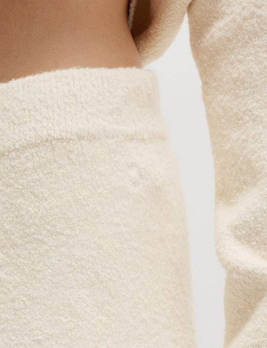 Superweiche Bouclé-Jogginghose mit hohem Bund und weitem Bein