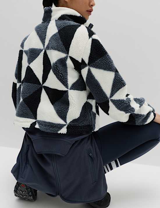 Borg Printed Funnel Neck Fleece Jacket