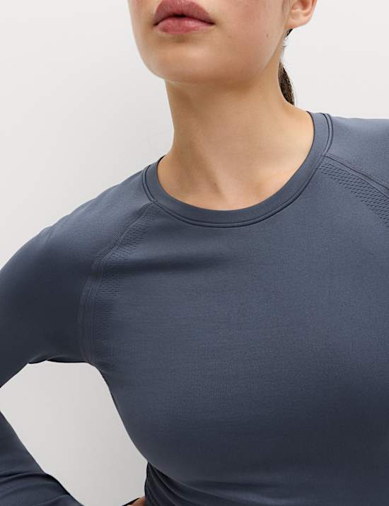 Jacquard-Oberteil mit Rundhalsausschnitt