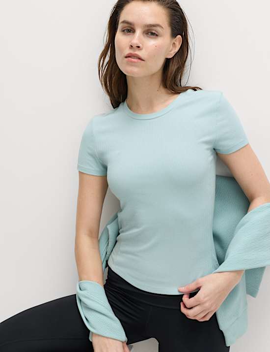 T-shirt ajust&eacute; en modal c&ocirc;tel&eacute; &agrave; encolure ronde