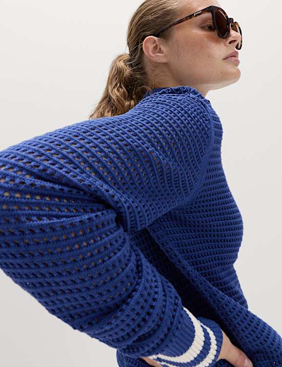 Ontspannen trui met opstaande kraag en rits