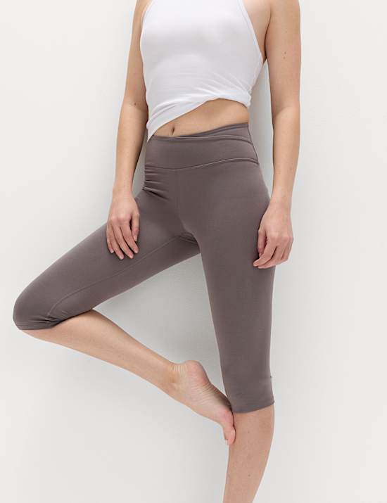 Go Balance Wrap Waist Cropped Leggings