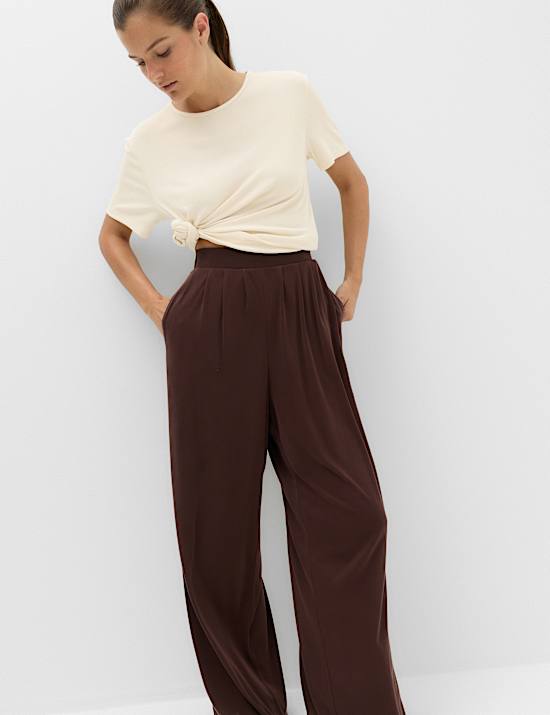 Modal Rich Round Neck Boxy T-shirt