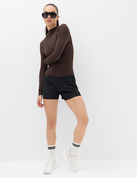 Light As Air&trade; Reflective Detail Sheer Fitted Top