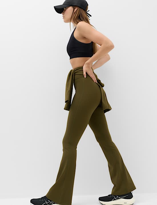 Basics &ndash; Leggings mit hohem Bund und ausgestelltem Bein