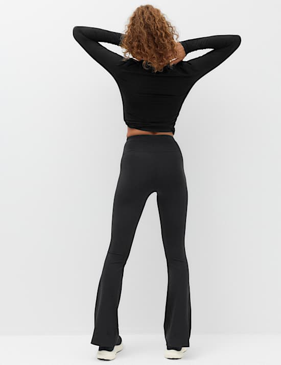 Essential High Waisted Flared Leggings