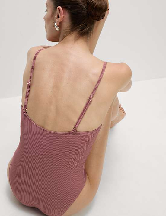 Maillot de bain côtelé à décolleté en V, effet ventre plat 360