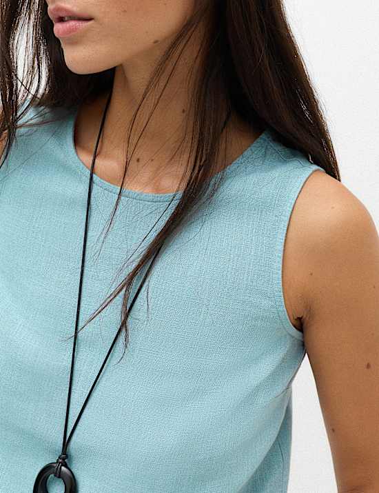 Vest with Linen