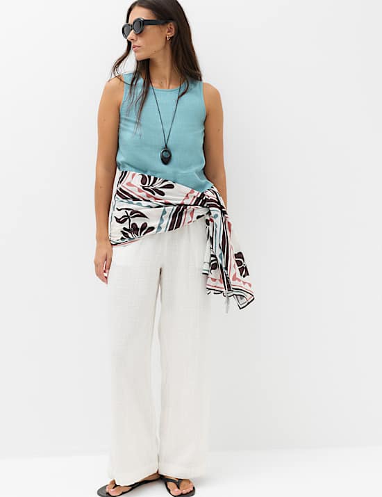Vest with Linen