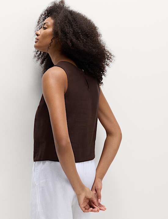 Round Neck Vest with Linen