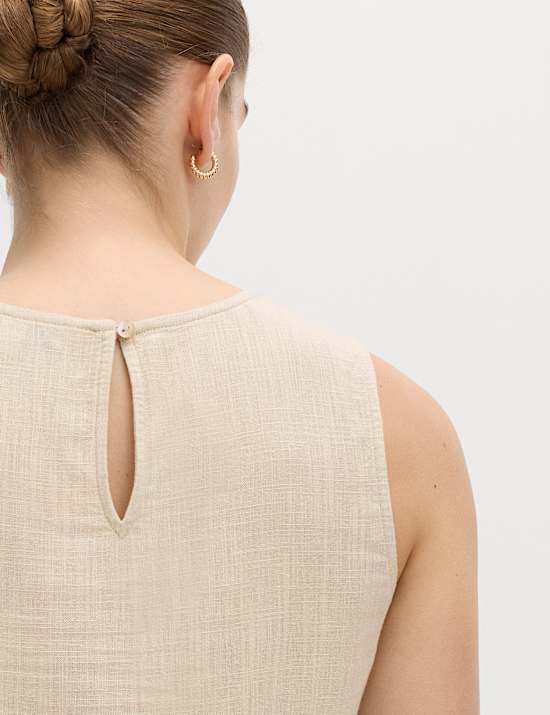 Vest with Linen