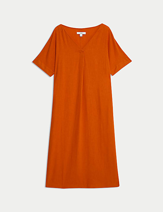 שמלת מידי מבד עשיר בפשתן עם צווארון וי ורכיסת כפתורים חלקית