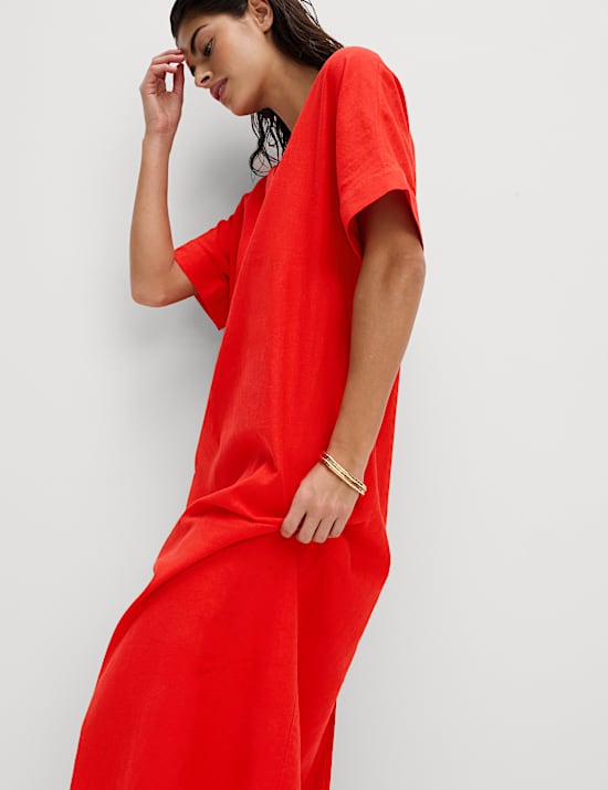 Robe midi en lin à col en V et fermeture à boutons-pression