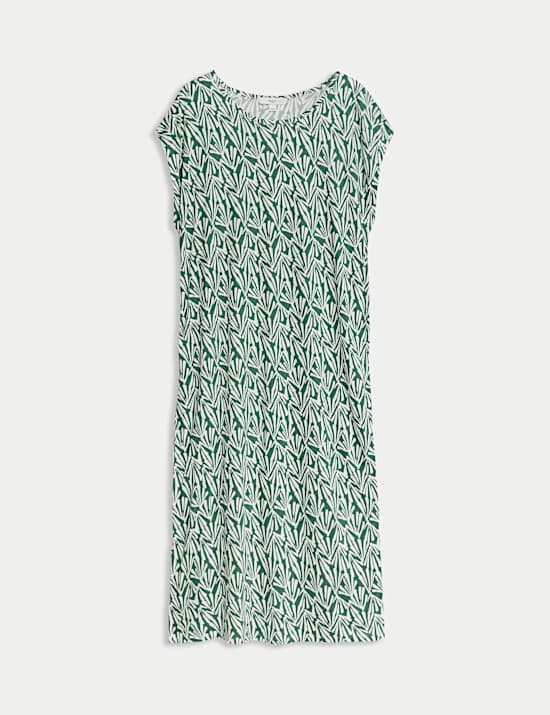 שמלת מידי רב-עונתית בגזרה נוחה מבד ג'רסי עם הדפס