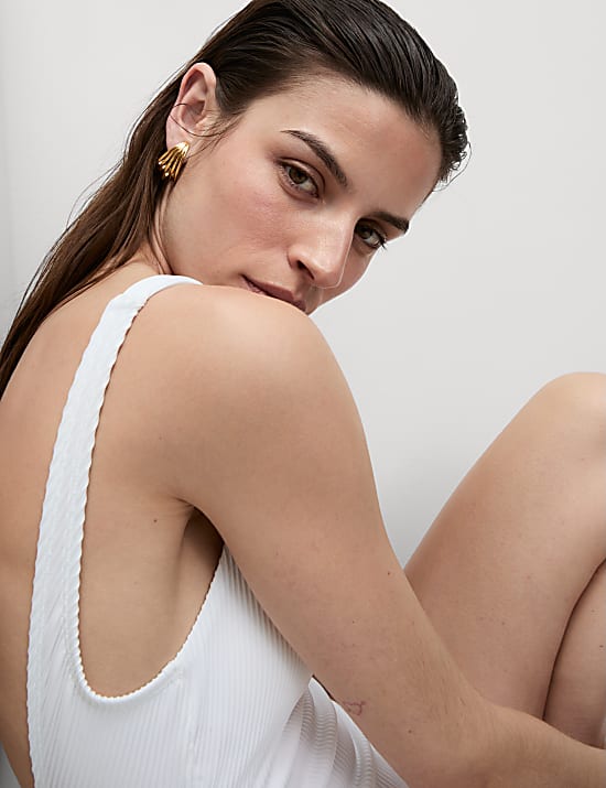 Textured Scoop Neck Swimsuit