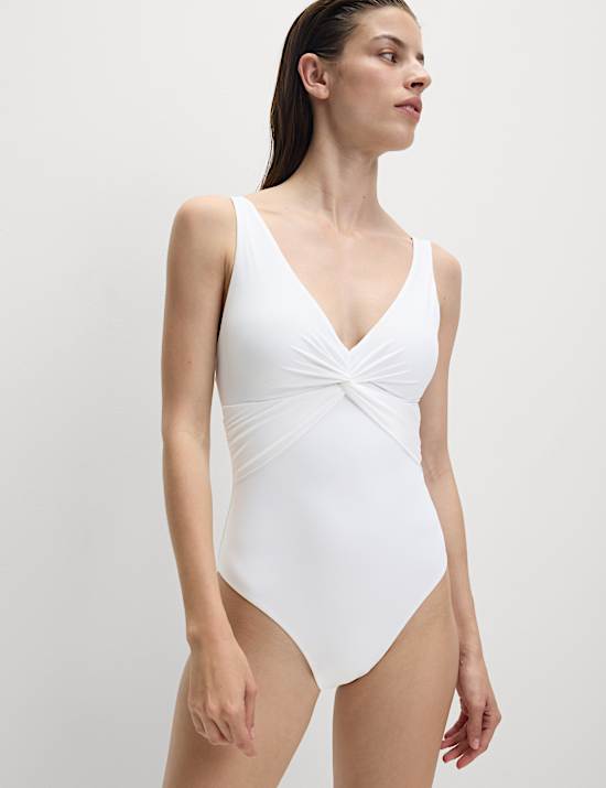 Μαγιό με τεχνολογία 360 Tummy Control που σμιλεύει την κοιλιά με βαθύ ντεκολτέ