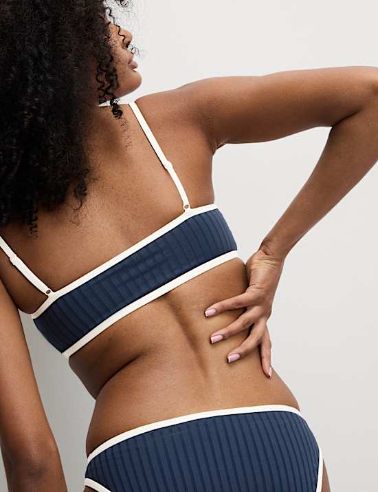 Ribbed Contrast Tipping Scoop Neck Bikini Top