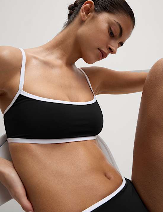 Haut de bikini &agrave; d&eacute;collet&eacute; rond et finitions contrast&eacute;es