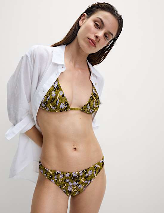 Εμπριμέ σουτιέν μπικίνι τρίγωνο με σούρες