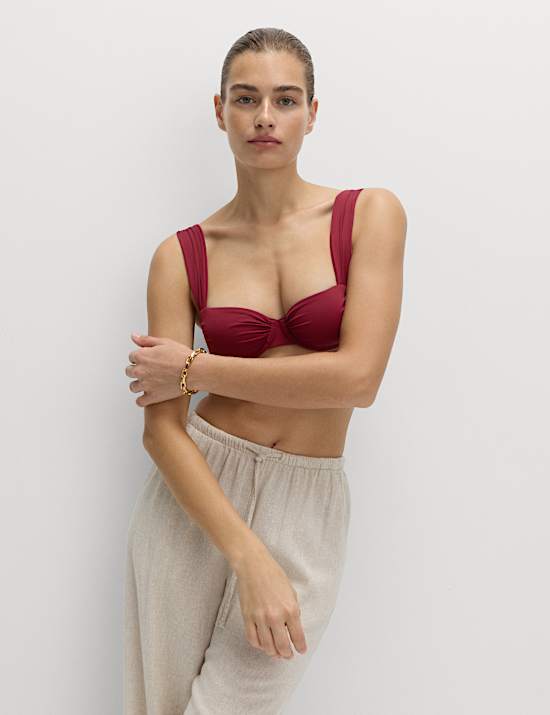 Bikinitop met beugel