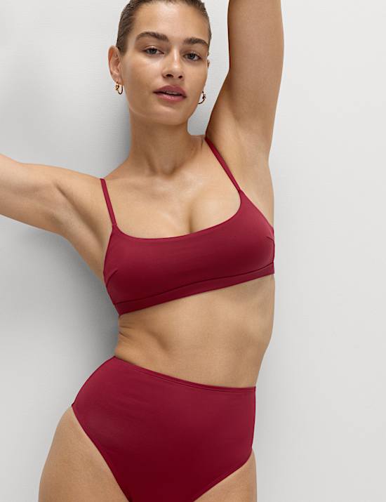 Bikinitop met lage ronde hals