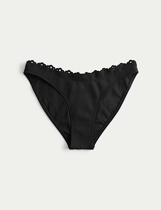 Vysoce střižen&yacute; spodn&iacute; d&iacute;l bikin s v&yacute;&scaron;ivkou