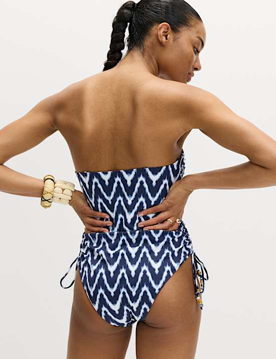 Ba&ntilde;ador bandeau estampado con sujeci&oacute;n del vientre y aros