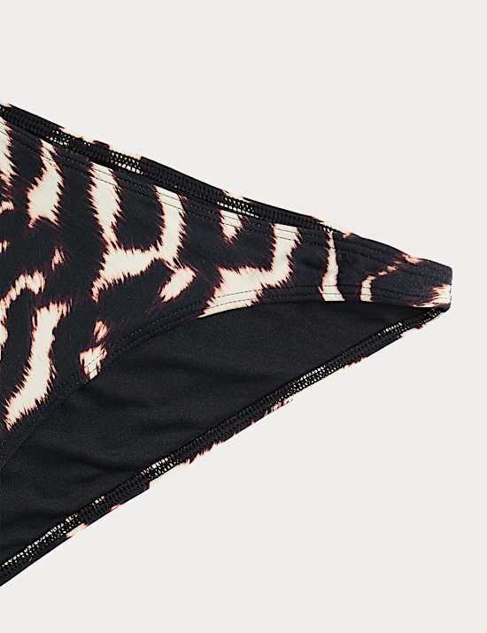 Spodn&iacute; d&iacute;ly bikin, vysoce střižen&eacute;, s potiskem