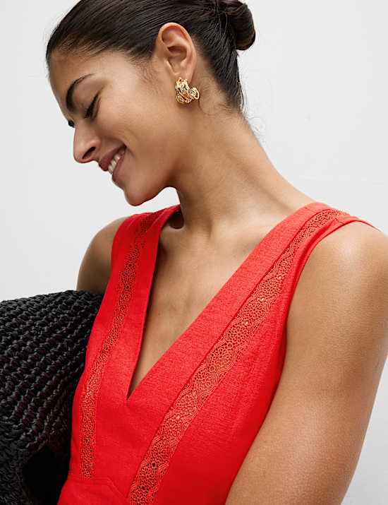 Ίσιο μίνι φόρεμα με λαιμόκοψη V με υψηλή περιεκτικότητα σε λινό