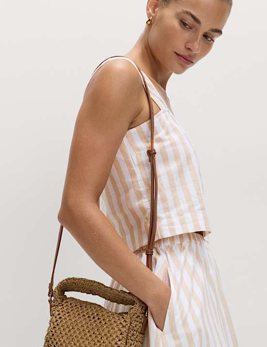 Top de plage imprimé à col carré avec lin