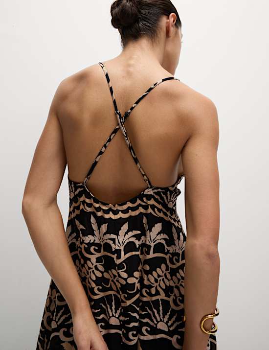 שמלת חוף מכותנה טהורה עם הדפס וצווארון וי