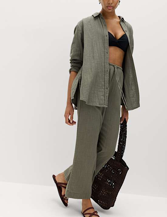 Pl&aacute;žov&aacute; ko&scaron;ile z dvojit&eacute; tkaniny, z čist&eacute; bavlny