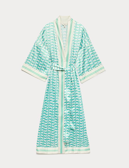 Vestido caft&aacute;n maxi estampado de sat&eacute;n