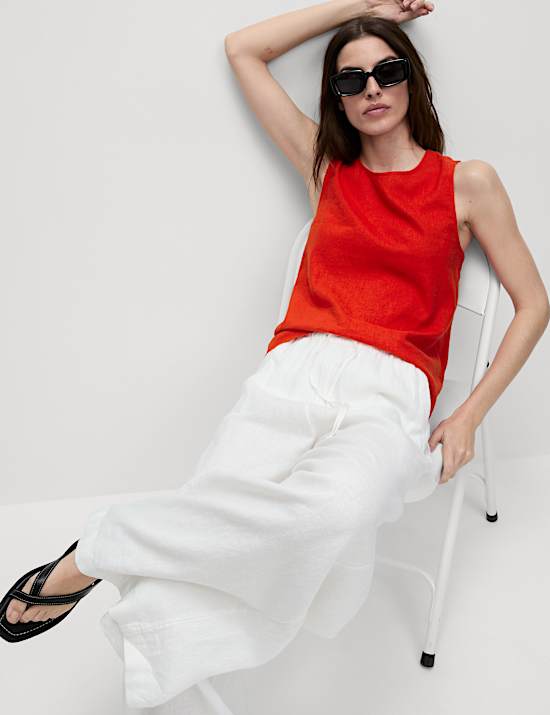 Podkoszulek z mieszanki z przewagą lnu krzyżowany na plecach