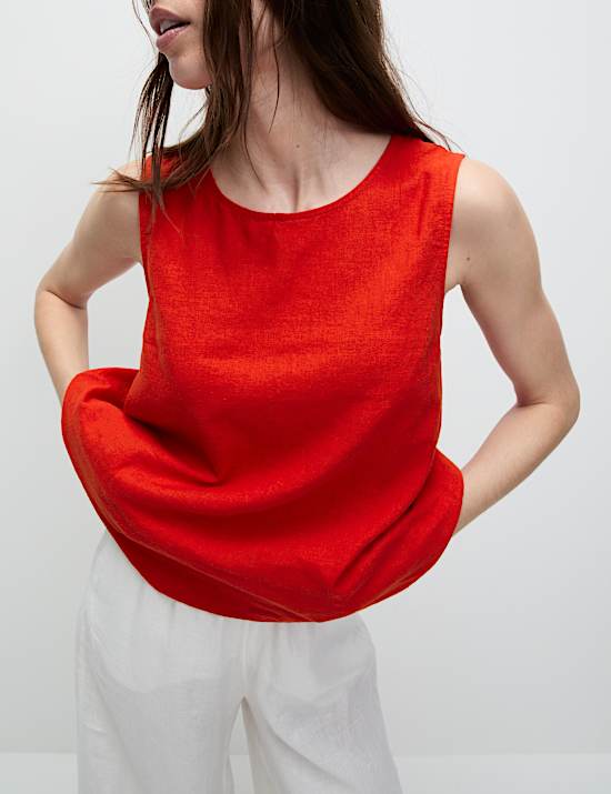 Podkoszulek z mieszanki z przewagą lnu krzyżowany na plecach