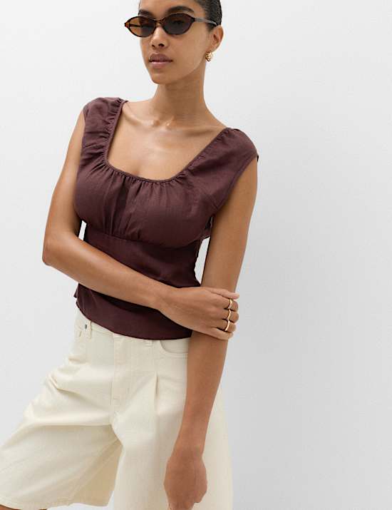 Top ruch&eacute; 100 % lin &agrave; encolure carr&eacute;e