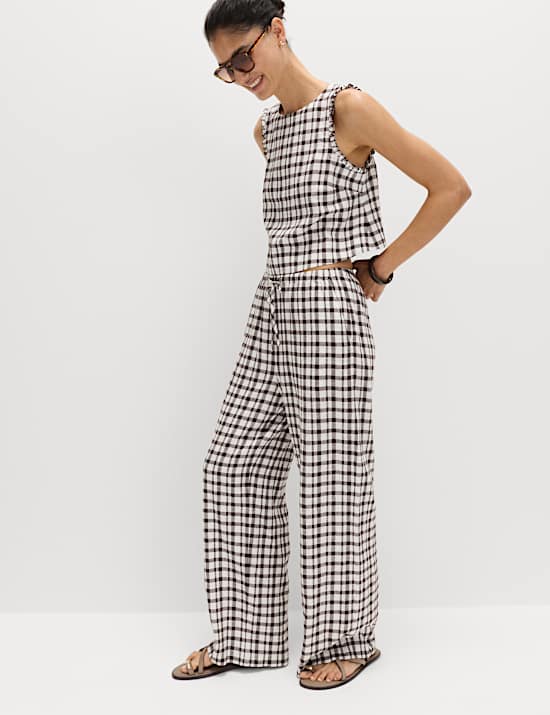 D&eacute;bardeur en lin &agrave; carreaux Vichy