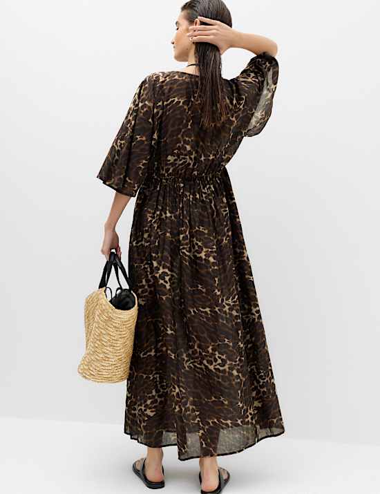 Puur katoenen bedrukte, doorschijnende kaftan met V-hals.