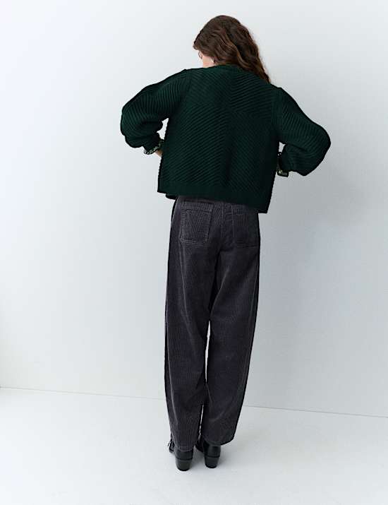 Cardigan côtelé à manches bouffantes