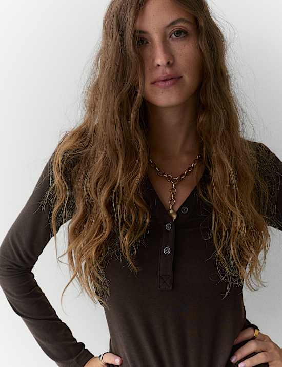 Top Henley en jersey chin&eacute;