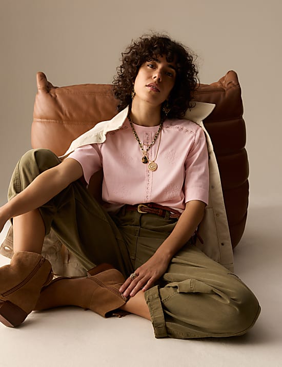 T-shirt 100 % coton à motif brodé