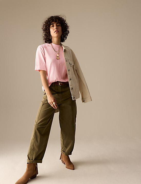 T-shirt 100 % coton à motif brodé